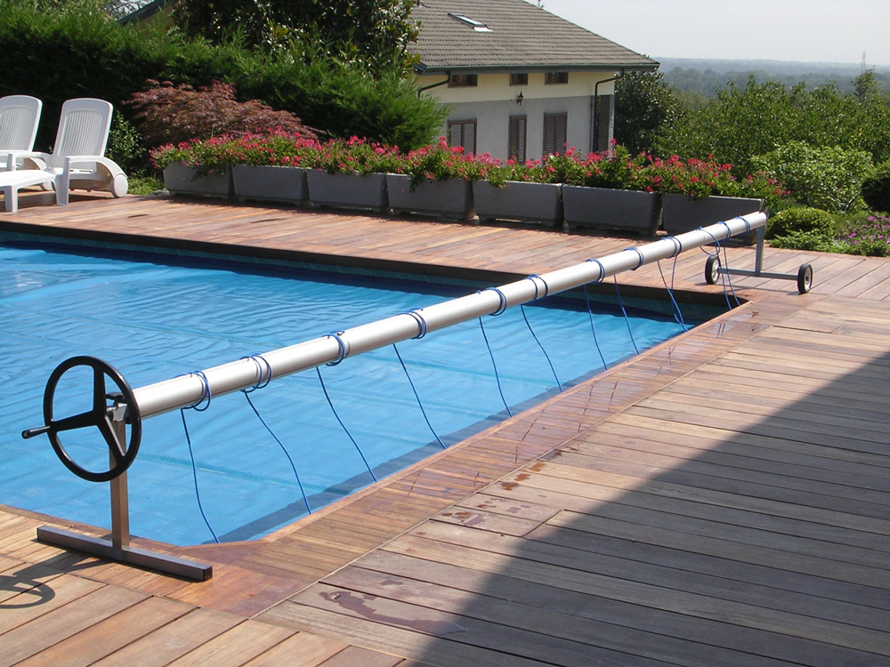 Vista piscina con copertura MsPiscine